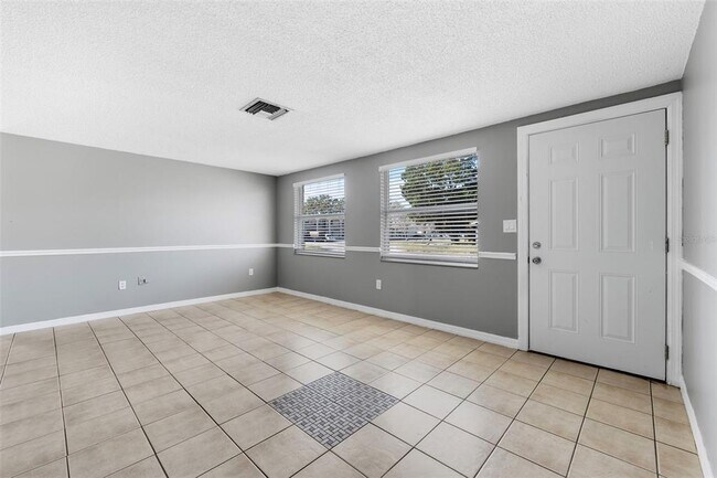 Building Photo - 8628 Velvet Dr