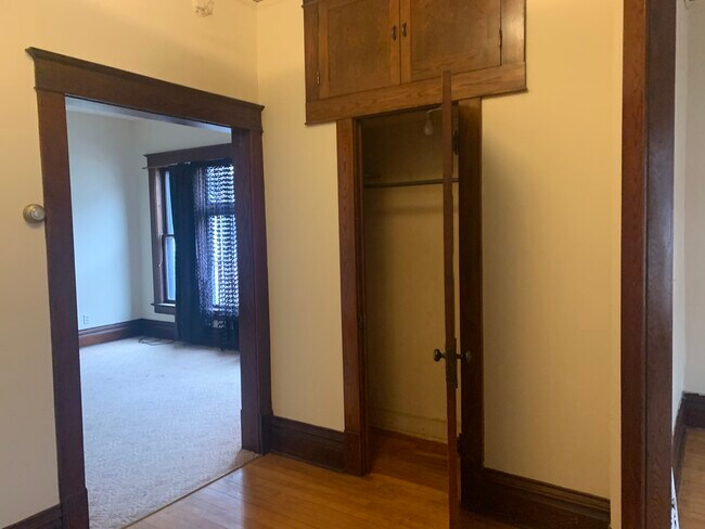 Foto del edificio - 313 W Willow St