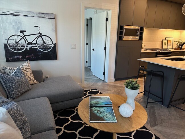 Photo du bâtiment - 4275-4275 Norford Ave NW