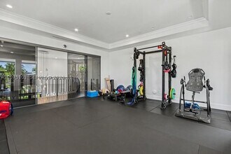 Building Photo - 2627 Castilla