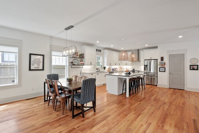 Foto del edificio - 1631 Stanwood Ave SE