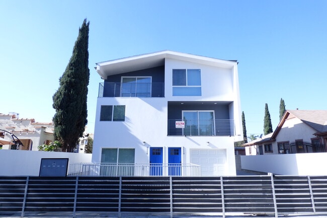 Foto del edificio - 1121 1/2 N Berendo St