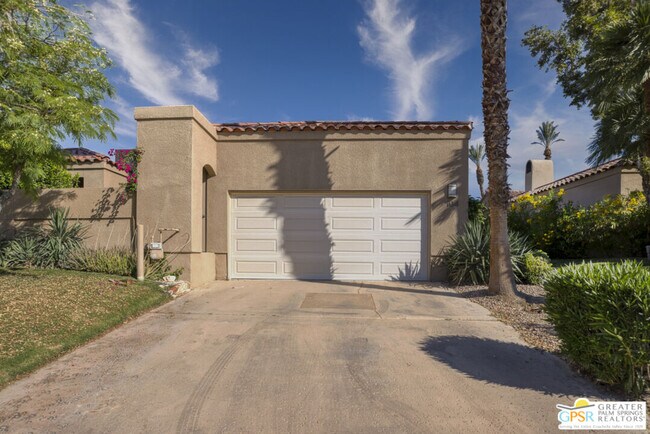 Building Photo - 164 Lakeshore Dr