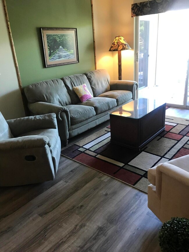 Building Photo - 236 Village Blvd