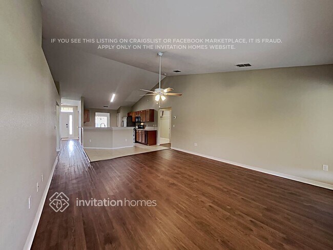 Foto del edificio - 6859 Hunters Crossing Blvd