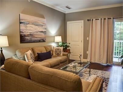 Foto del edificio - 92 N Main St