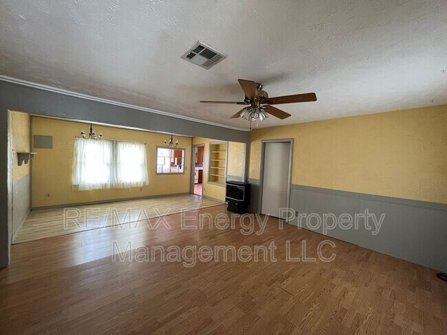 Foto del edificio - 4716 SE 27th St