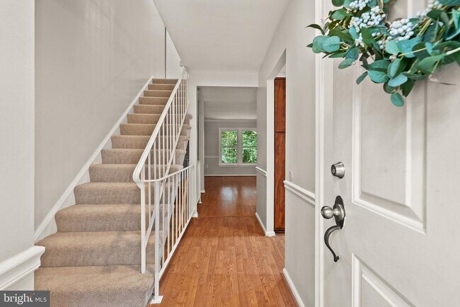 Foto del edificio - 7918 Pebble Brook Ct