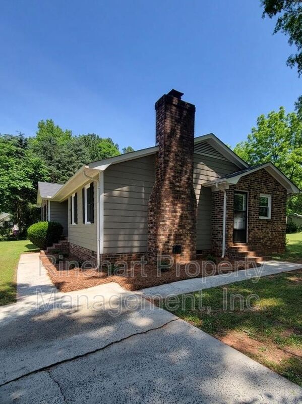Building Photo - 2260 Terrell Pl