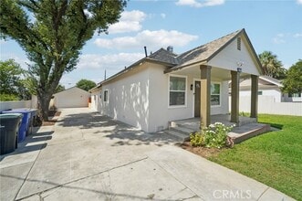 Building Photo - 3882 Taft St