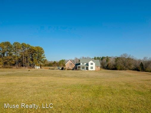 Building Photo - 4 br, 2.5 bath House - 8144 Park Place