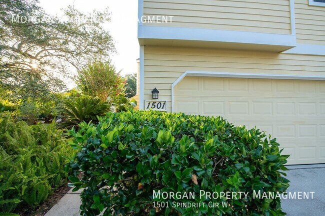 Building Photo - Elegant Neptune Beach Town Home w/ Amazing...