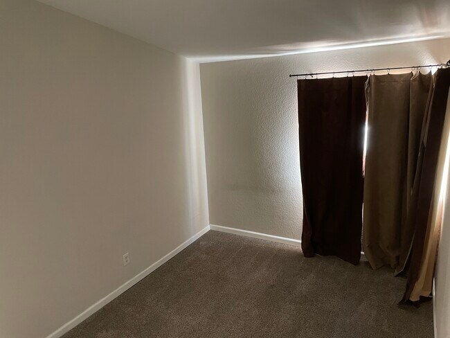 Foto del edificio - 7234 Kallie Kay Ln