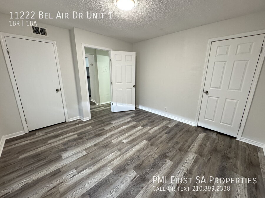 Building Photo - 11222 Belair Dr