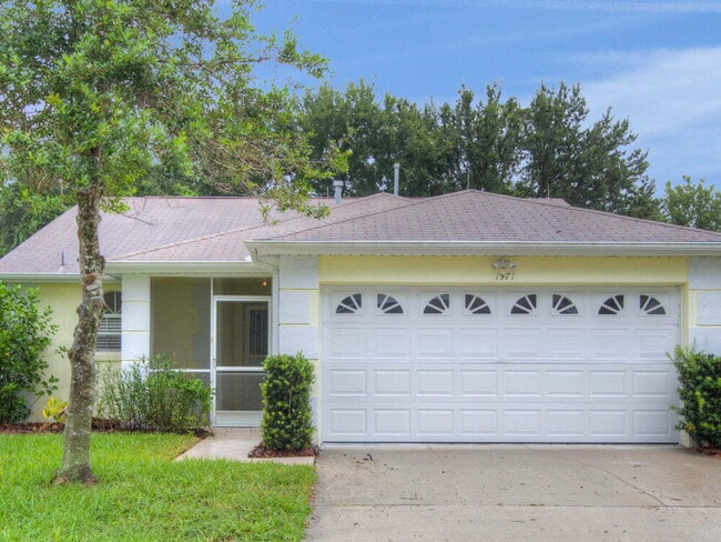 Building Photo - 1571 Oak Hill Trail