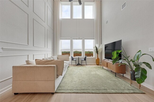 Building Photo - 4902 Seadrift Dr