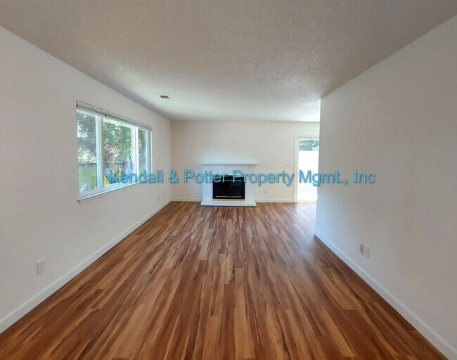 Foto del edificio - 4230 Topsail Ct