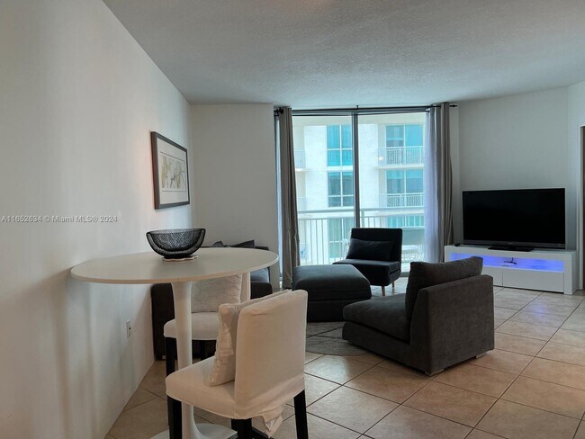 Building Photo - 9066 SW 73rd Ct