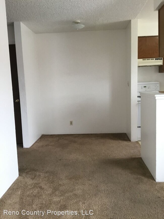 Building Photo - 1 br, 1 bath House - 1015 Locust Unit A