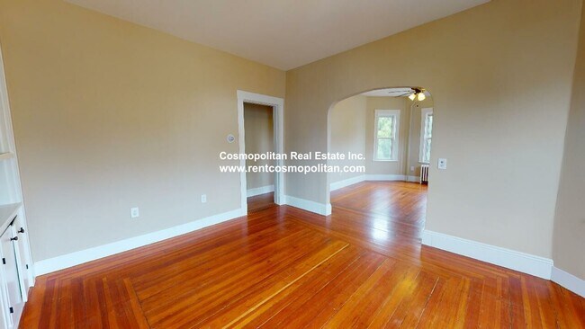 Foto del edificio - 212-214 Fellsway W