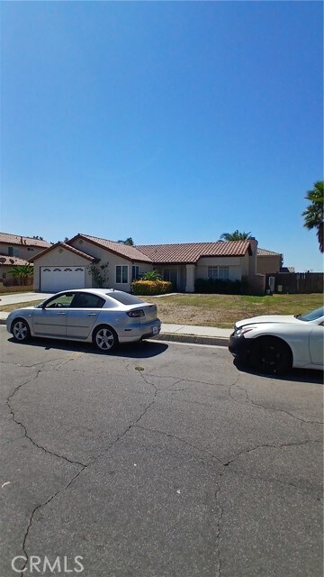 Foto del edificio - 1273 W Woodcrest St