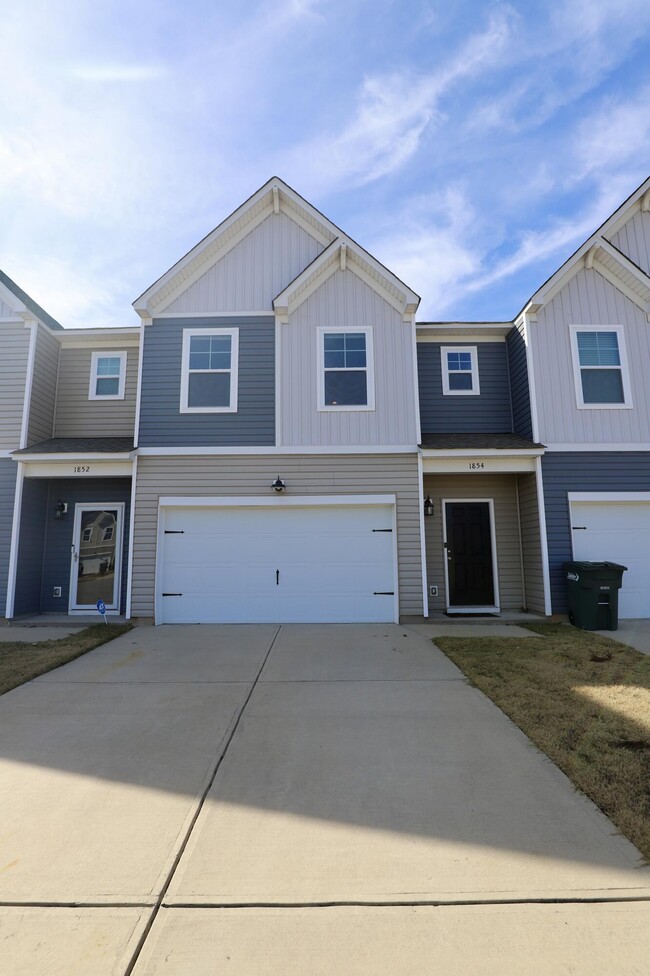 Building Photo - 1854 Gabriel Ln