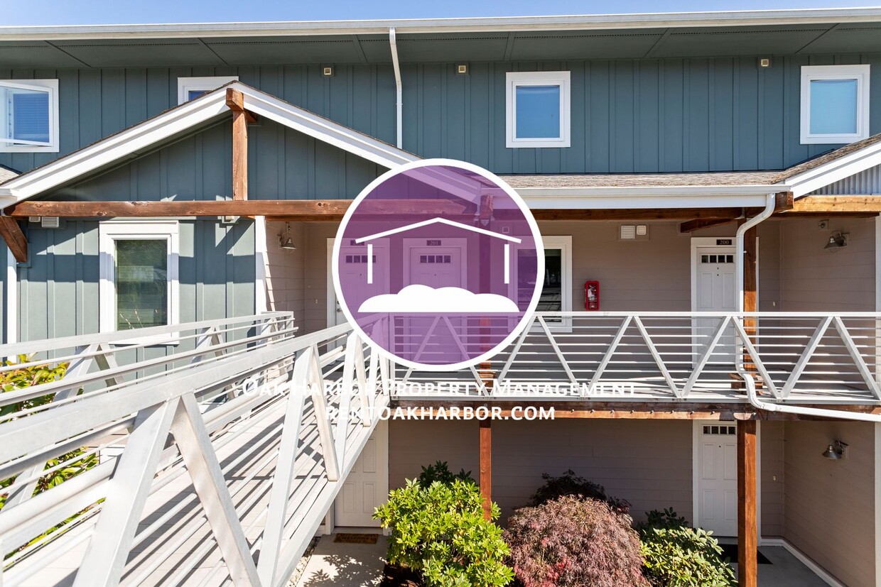 Foto principal - 3 Bed 3 Bath - A/C - Mt Baker View - Pet F...