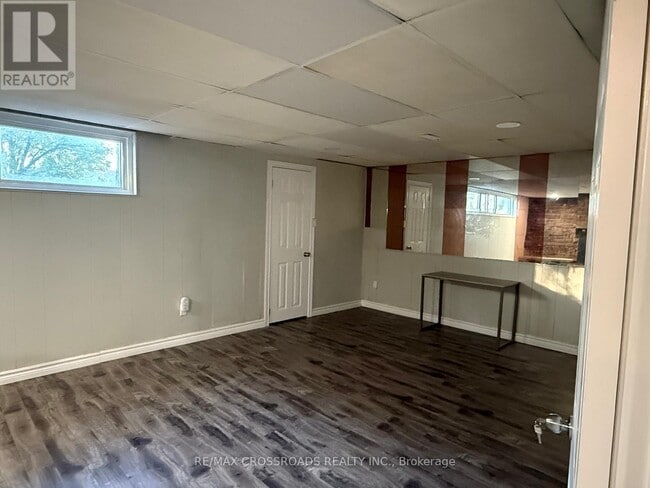 Building Photo - 113 Confederation Dr