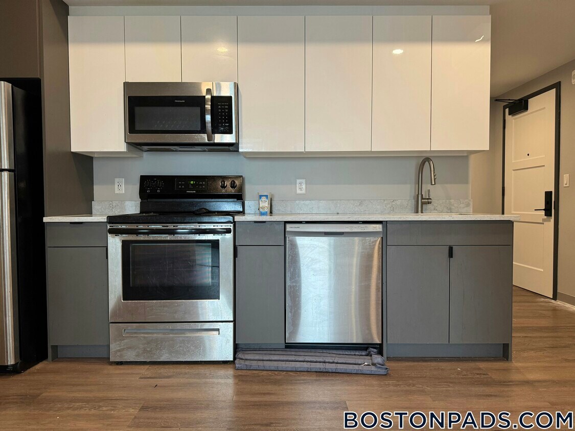 Foto principal - 100 Hemenway St