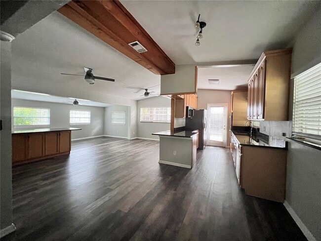 Foto del edificio - 2326 Coldstream Dr