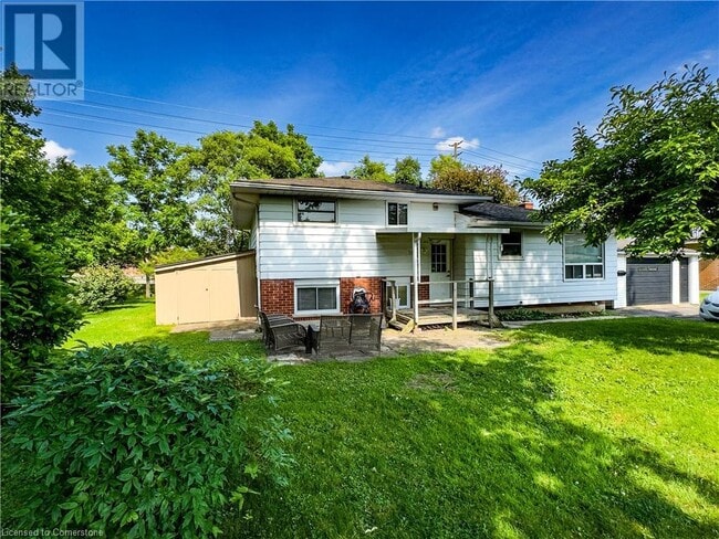 Building Photo - 598 Mapledale Ave