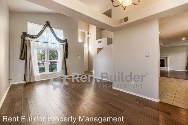 Building Photo - 3 br, 2.5 bath House - 4819 Shelly Rose Rd...