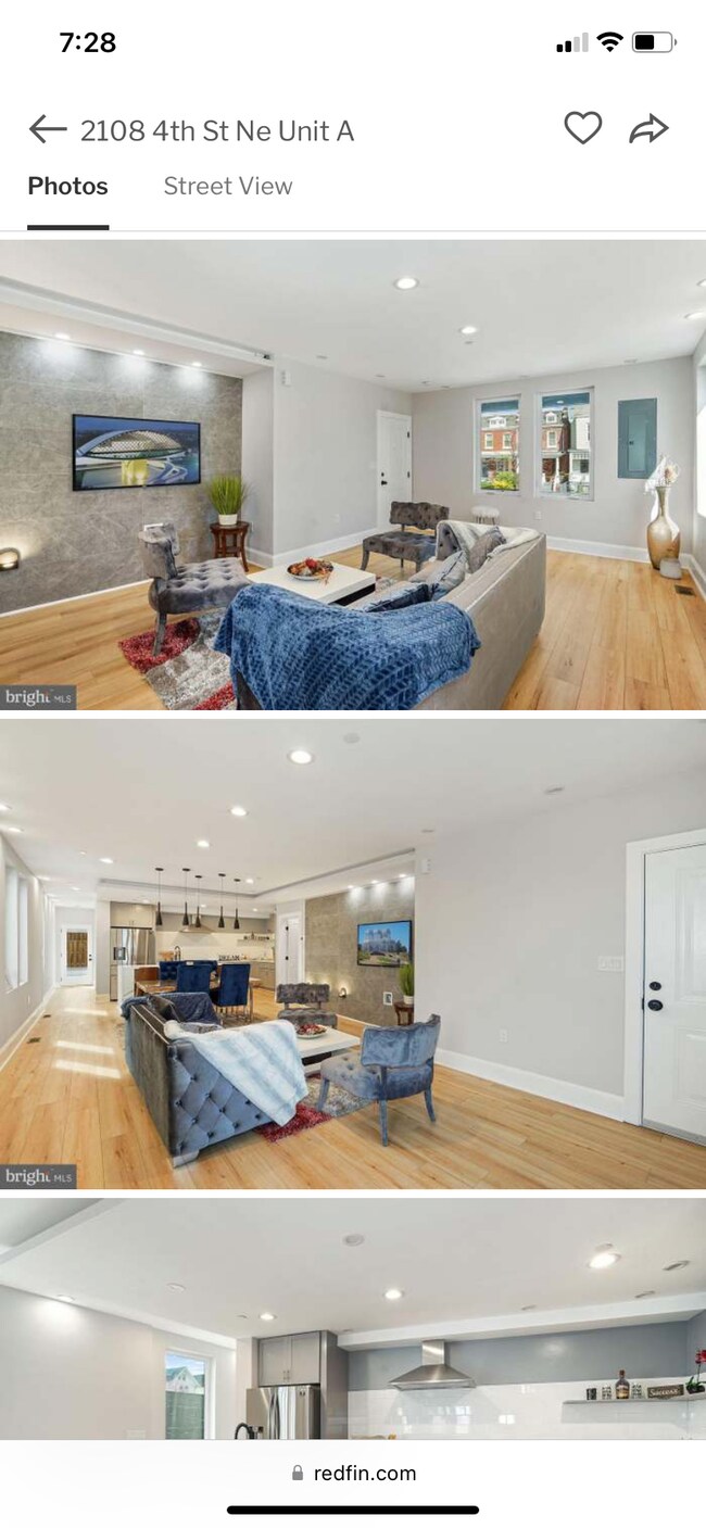 Living area - 2108 4th St NE