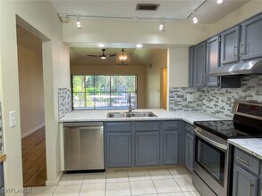 Building Photo - 1801 Courtyard Way