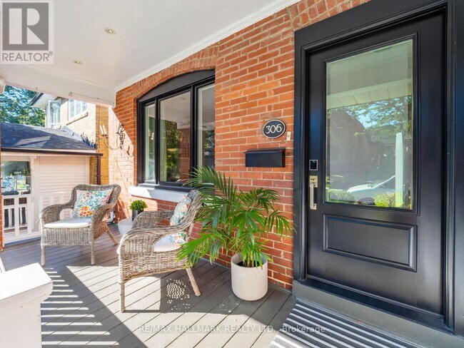 Building Photo - 306 Lee Ave