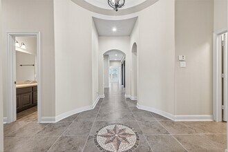 Building Photo - 17311 Quiet Shores Dr