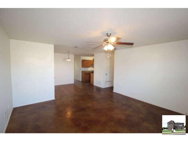 Foto del edificio - 2923 Starlight Dr