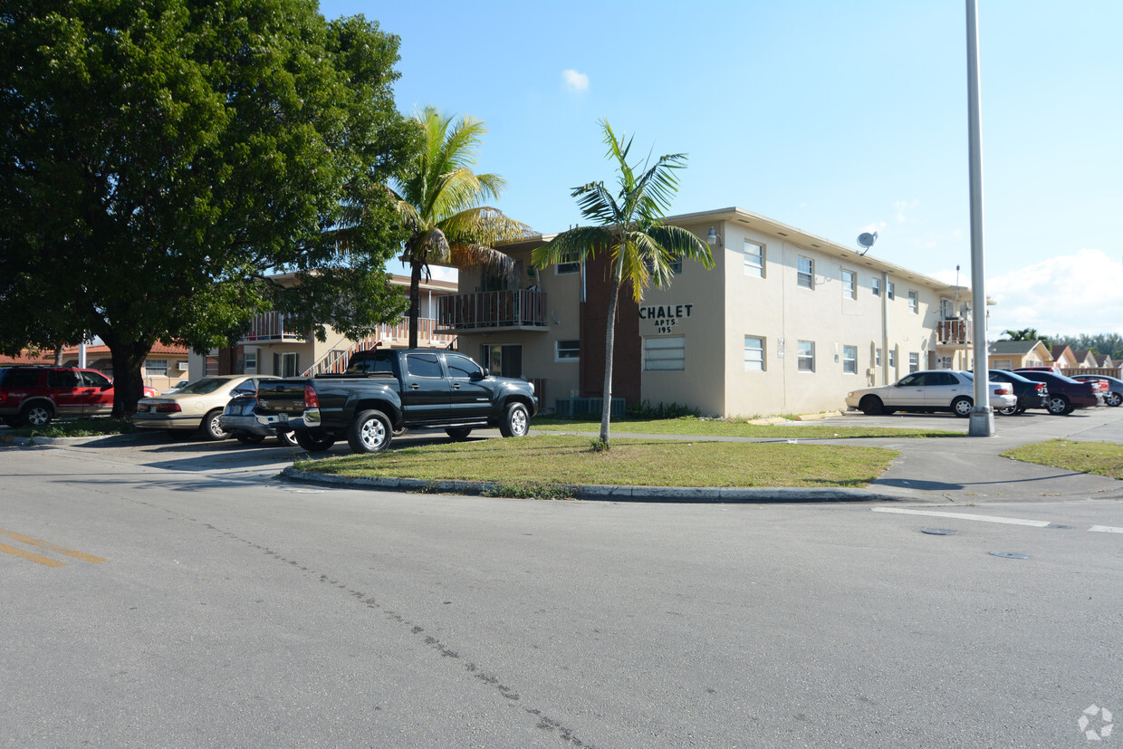 Primary Photo - Chalet Apartments