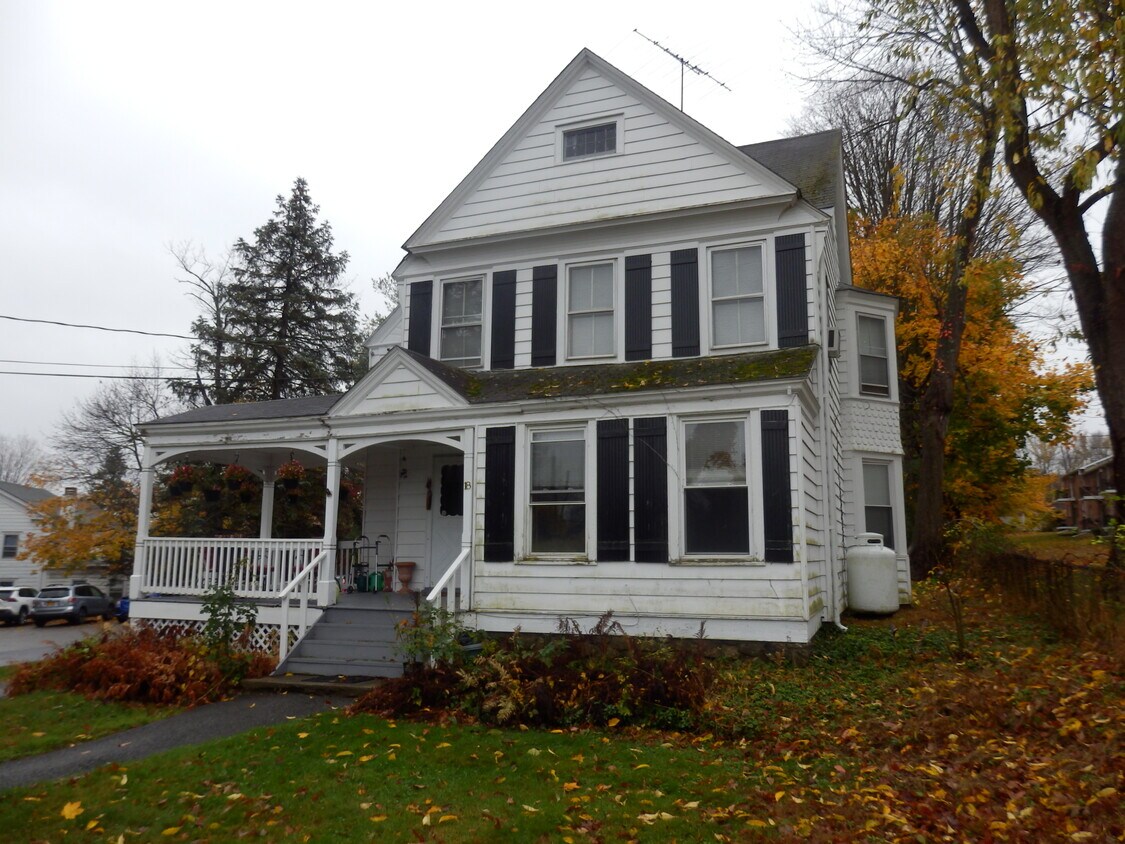 Primary Photo - 18 Church St