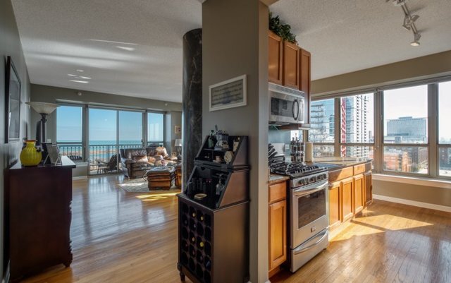 Foto principal - 1717 S Prairie Ave