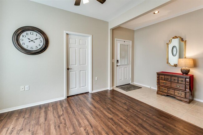Foto del edificio - 203 Essex Ln
