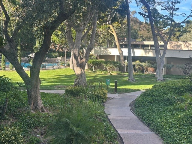 Foto del edificio - 6416 Friars Rd