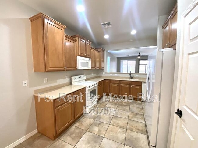 Building Photo - 182 W Twin Peaks Pkwy