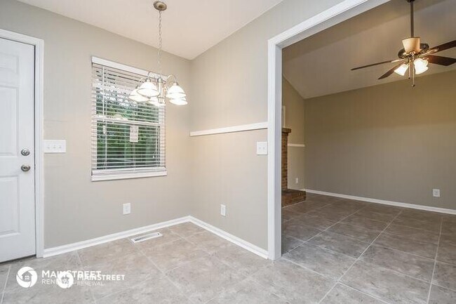 Foto del edificio - 112 Willowbrook Dr, Bessemer, AL 35022
