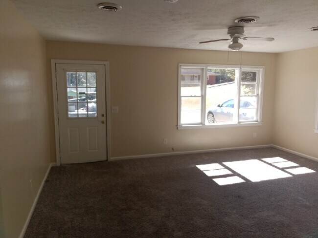 Foto del edificio - 3309 10th St