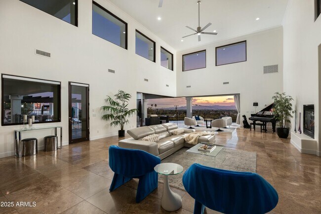 Foto del edificio - 5427 E Wonderview Rd