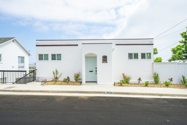Foto del edificio - 2818 S Peck Ave