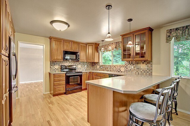 Building Photo - 4809 Glenhaven Dr