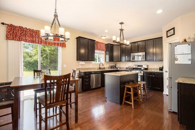 Building Photo - 4868 Shellbark Dr