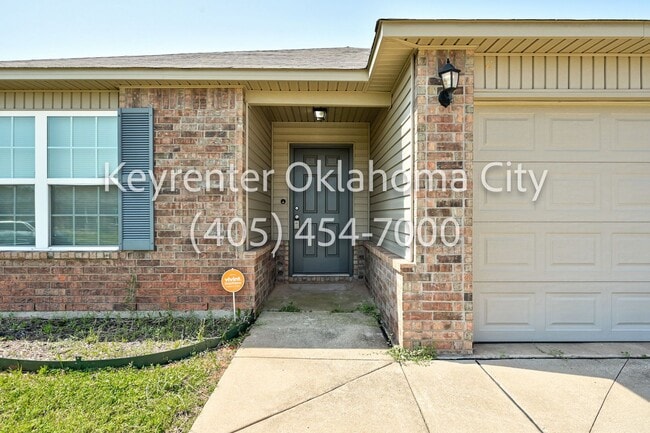 Photo - 3516 SE 94th St House